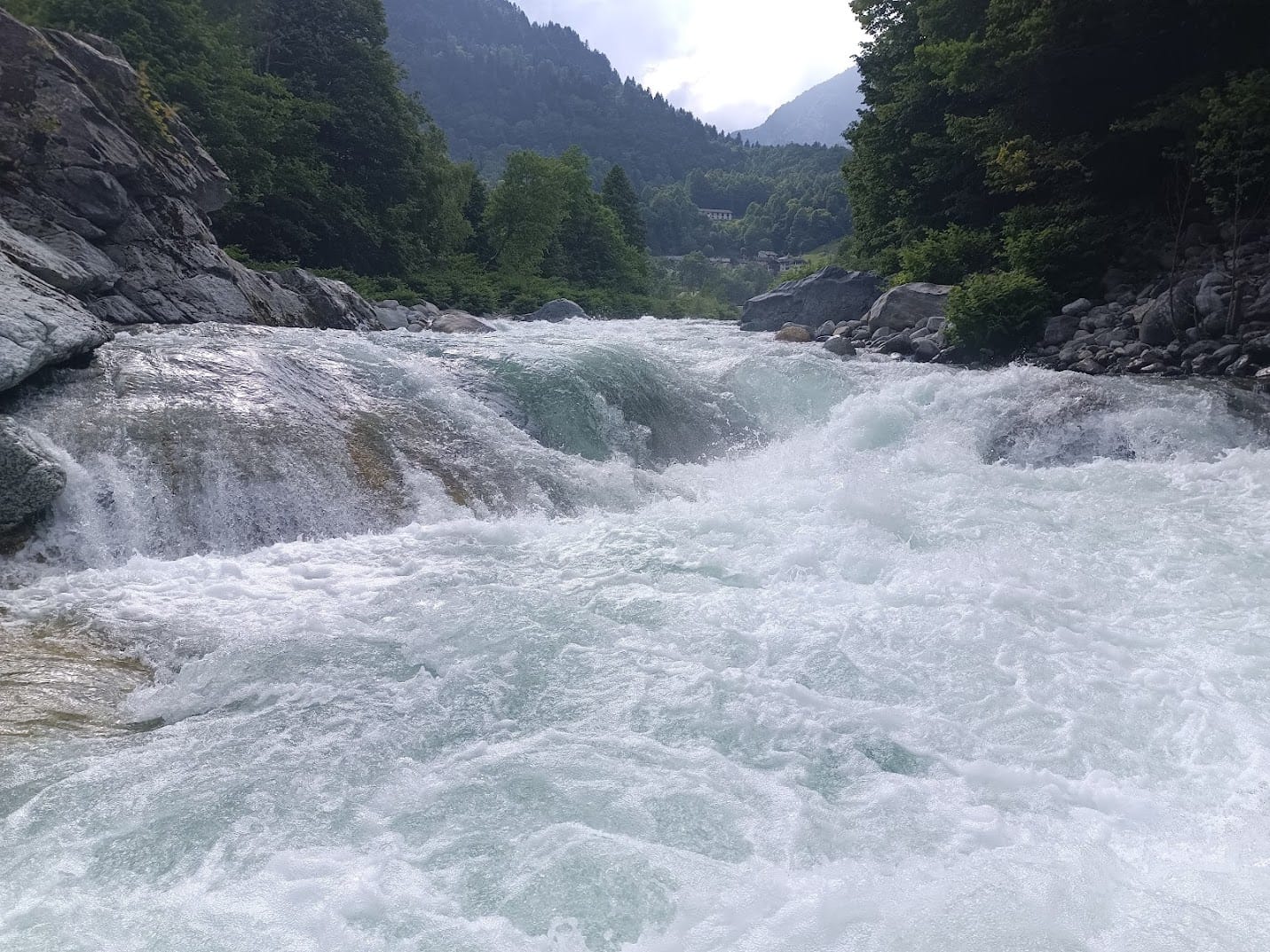 Feature images by river